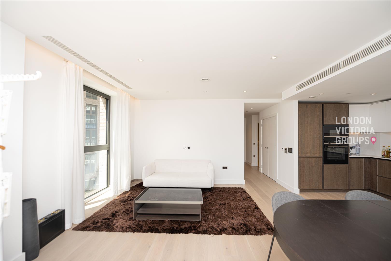 2 bed property in Dispatch House, 4 Paragon Square, London